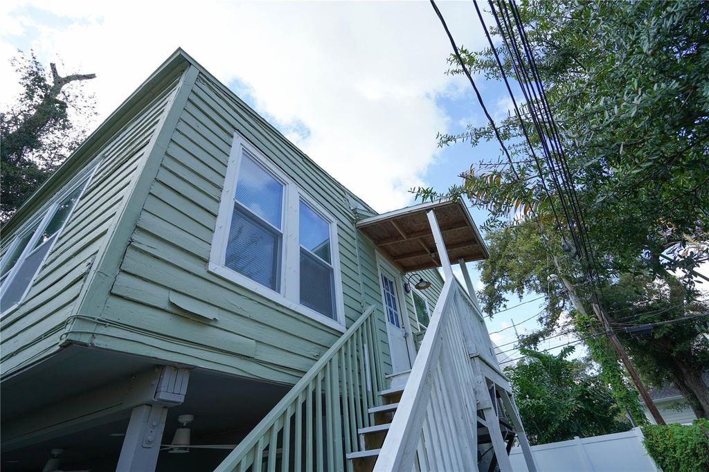 Photo of 535 14th Avenue S #W, St Petersburg, FL 33701 (MLS # TB8451918)