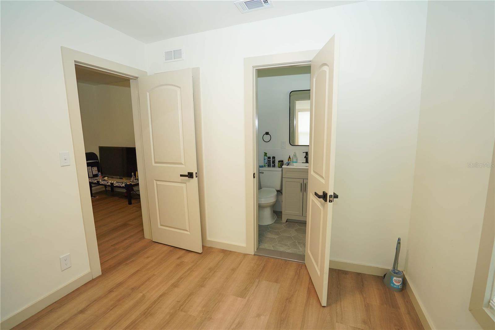 ROYAL POINCIANA - Residential Lease