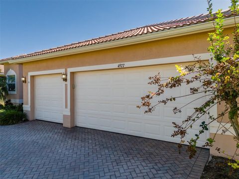 A home in WIMAUMA