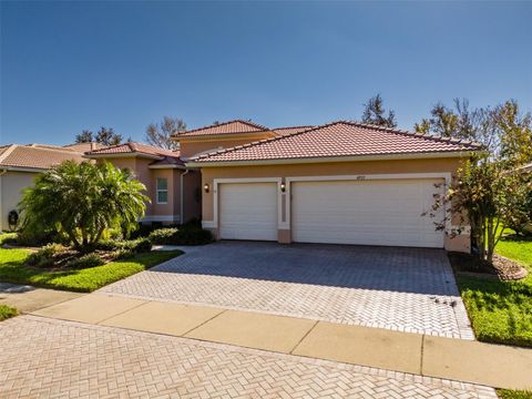 A home in WIMAUMA