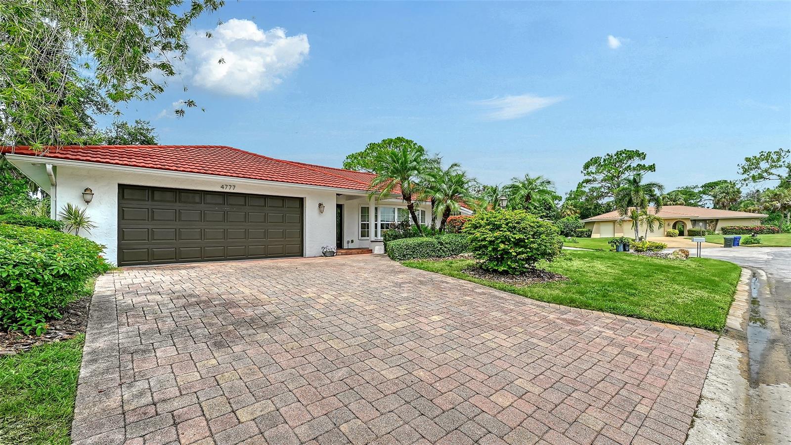 4777 OVERBURY PLACE