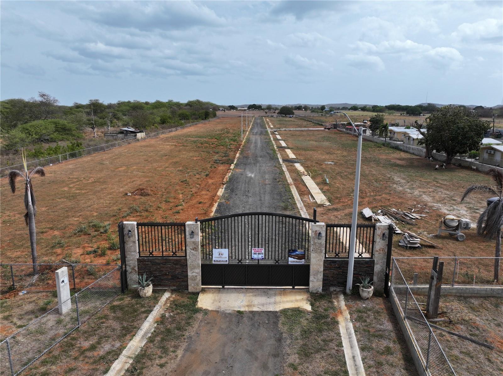 SR 301 km 9.9 int SECTOR LAS SALINAS BARRIO BOQUERON D-2