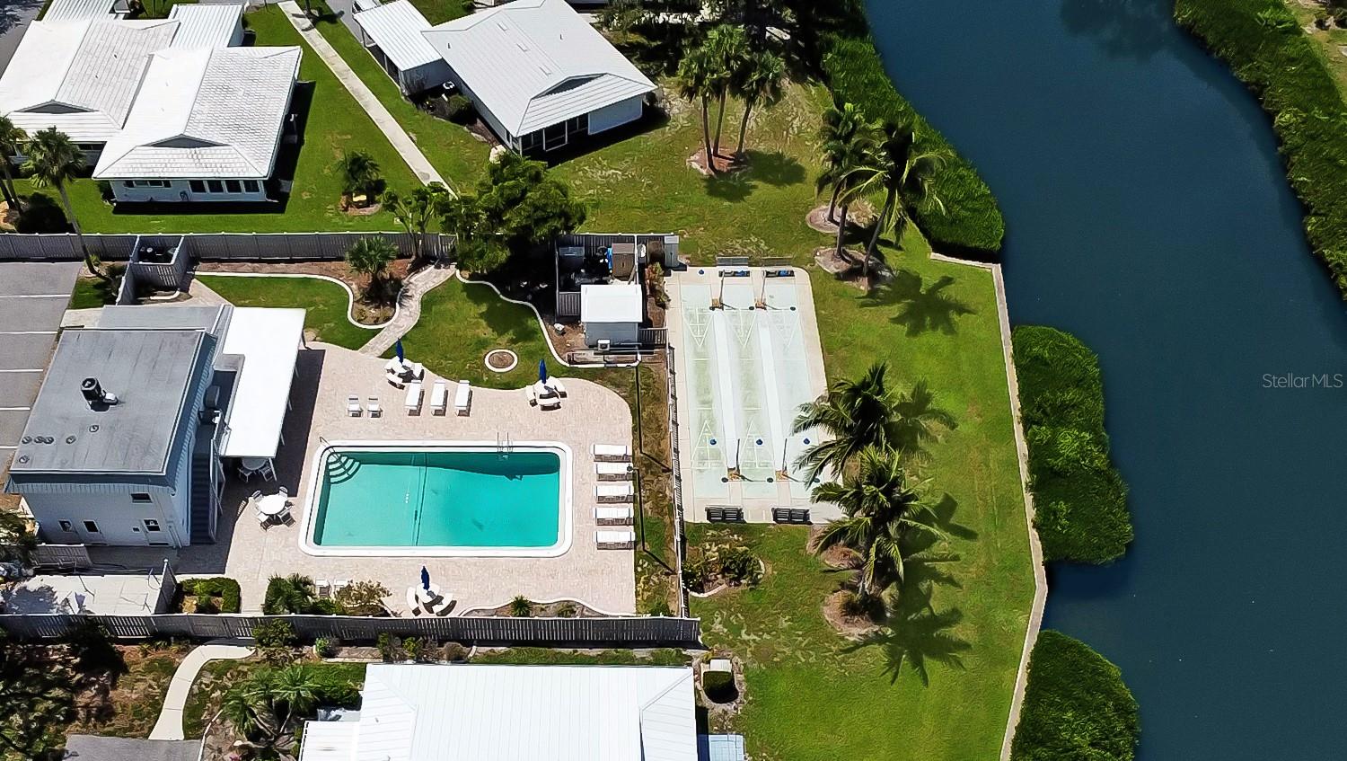 FAIRWINDS VILLAGE - Residential