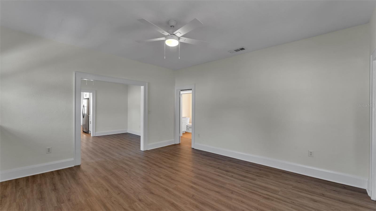 HORNEYS J T ADD 01 - Residential