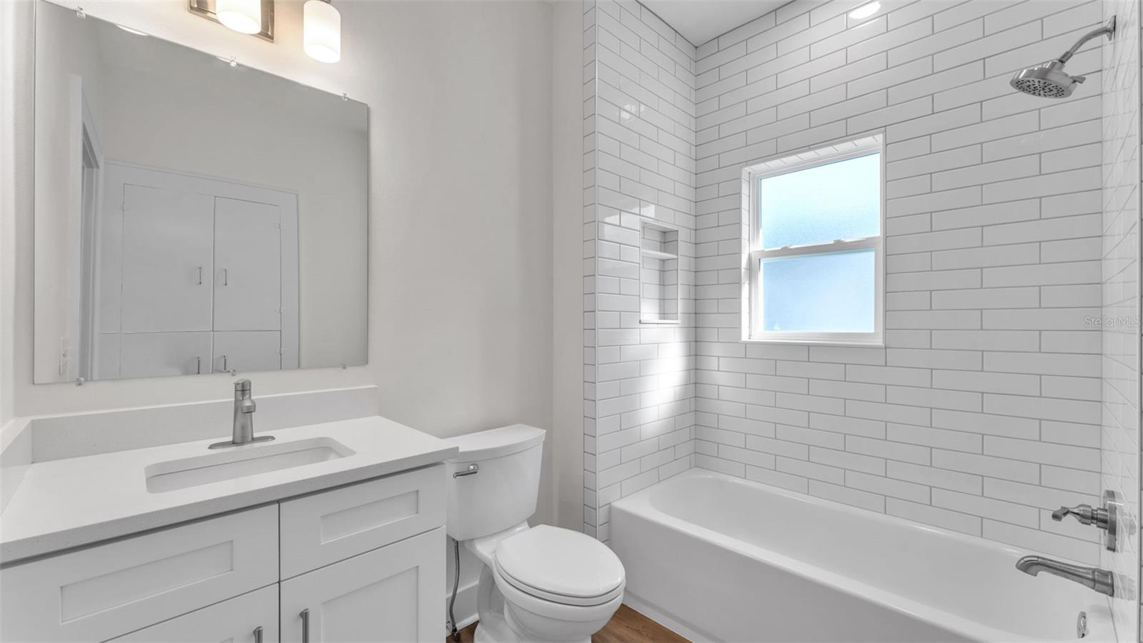 HORNEYS J T ADD 01 - Residential