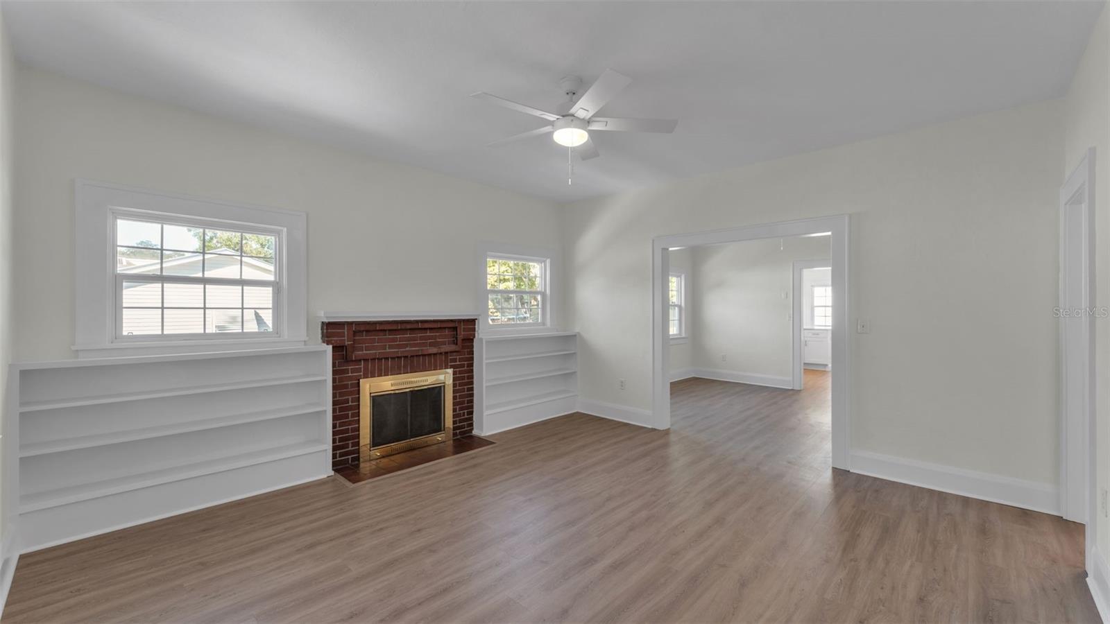 HORNEYS J T ADD 01 - Residential