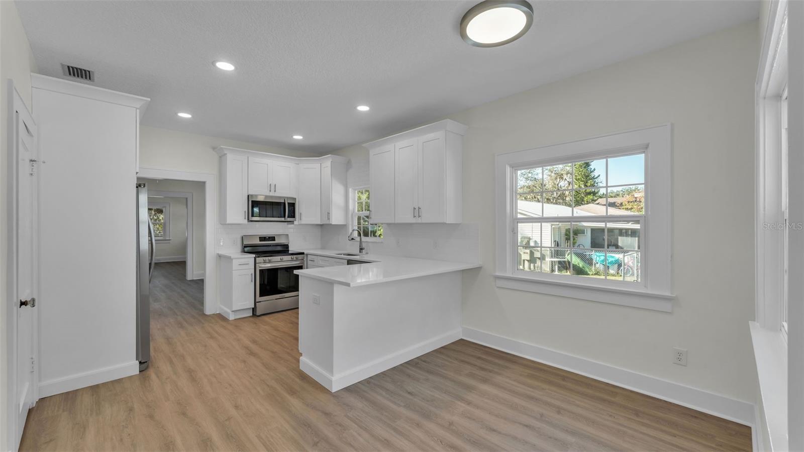 HORNEYS J T ADD 01 - Residential