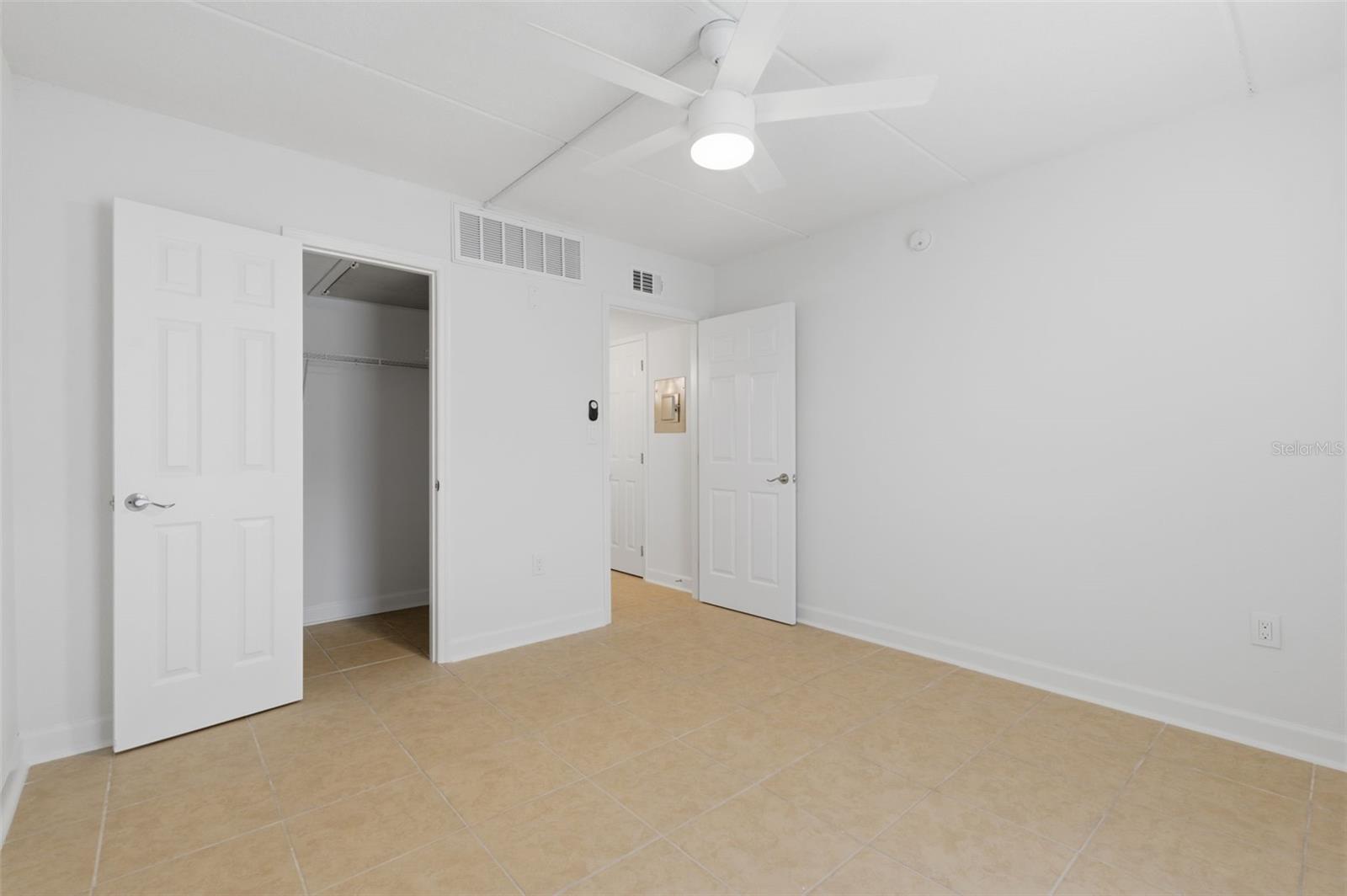 BOCA SHORES CONDO - Residential