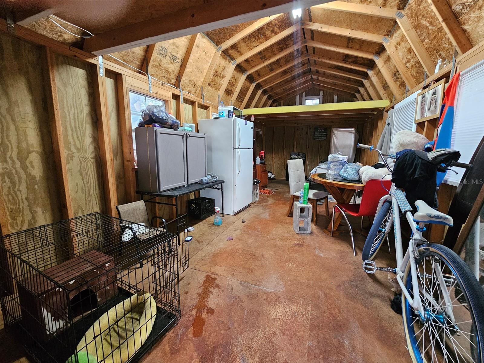 HOLIDAY ESTATES - Land