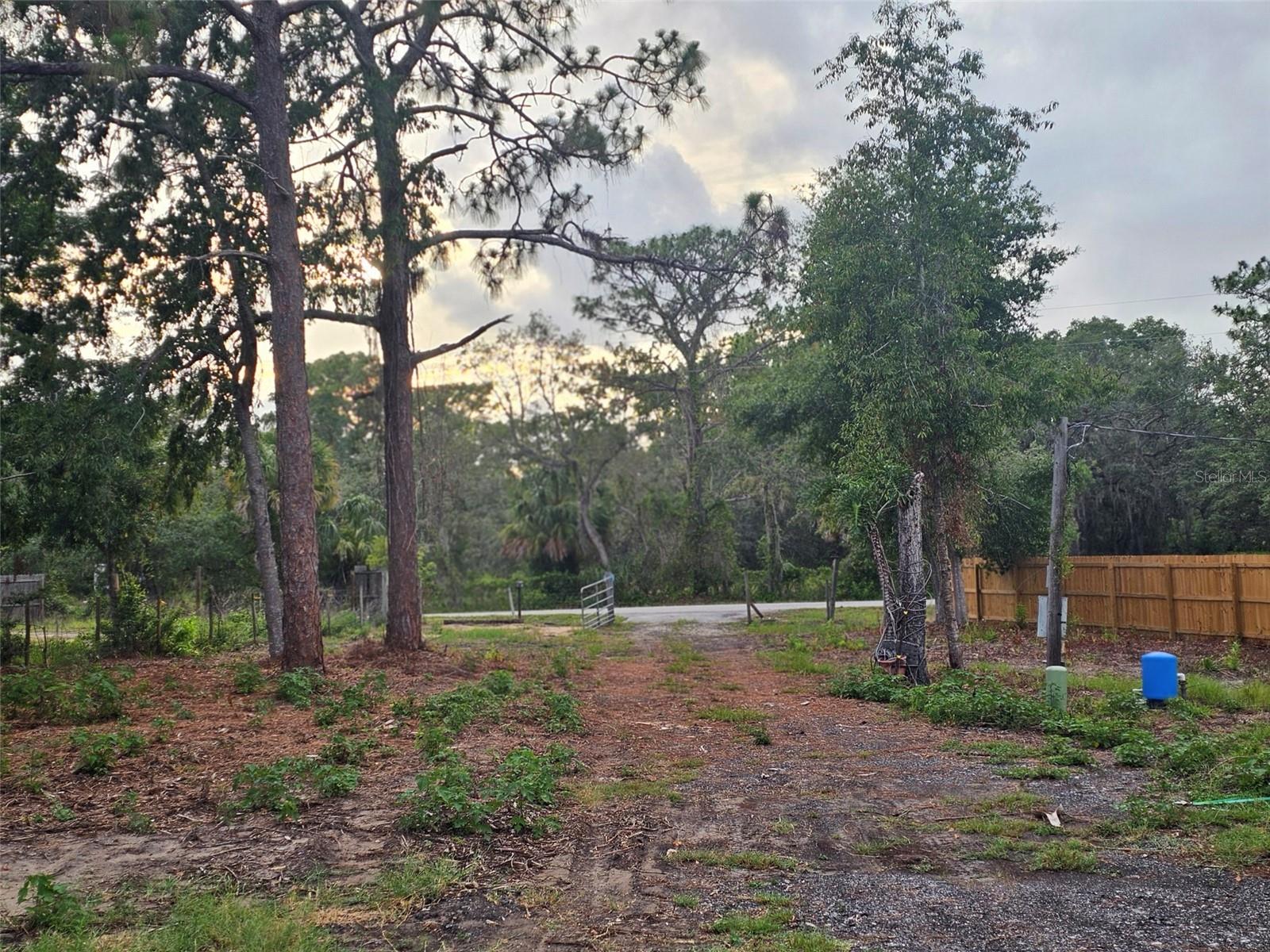 HOLIDAY ESTATES - Land