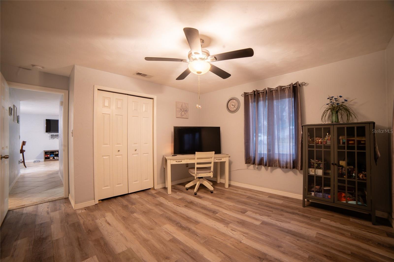 HILLCREST - Residential