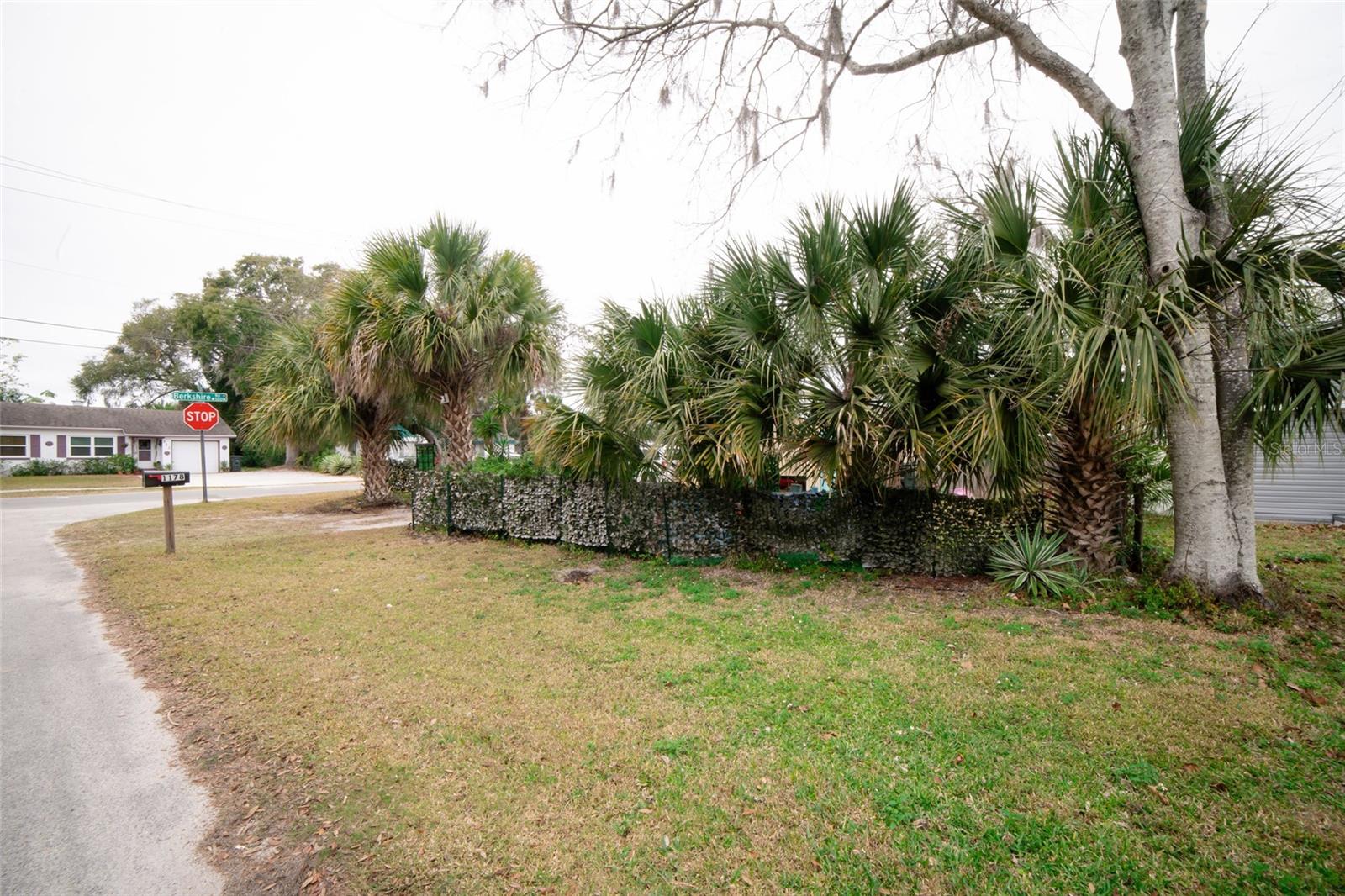 HILLCREST - Residential