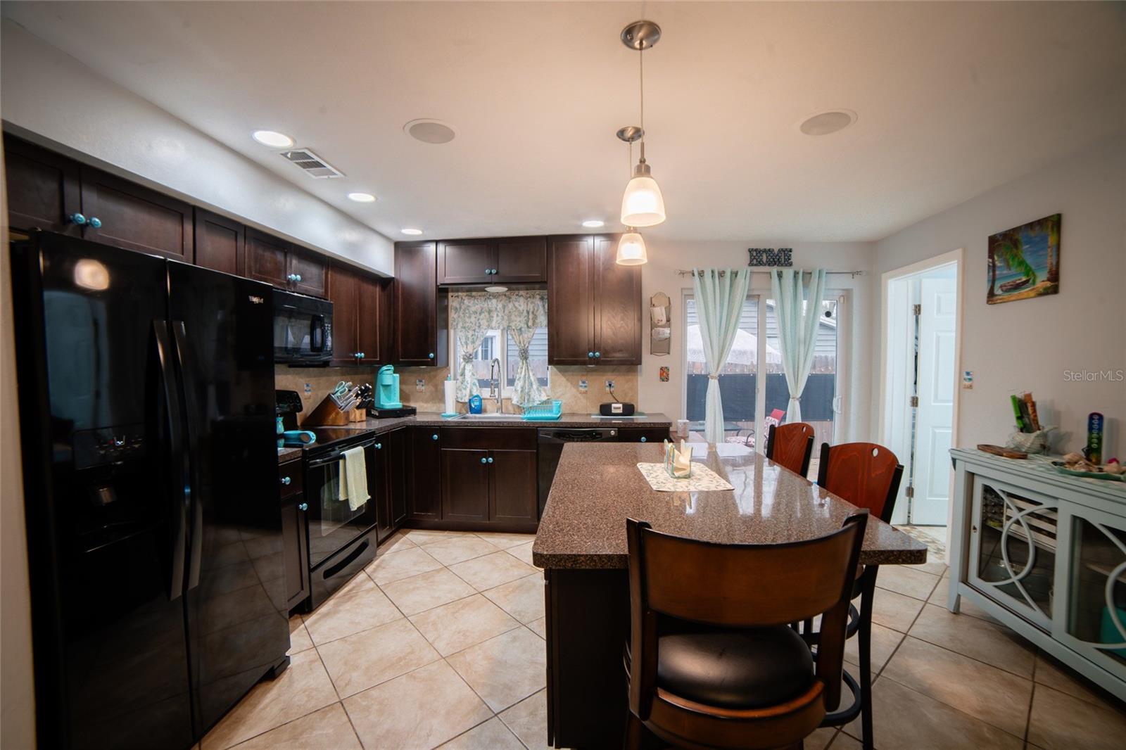 HILLCREST - Residential