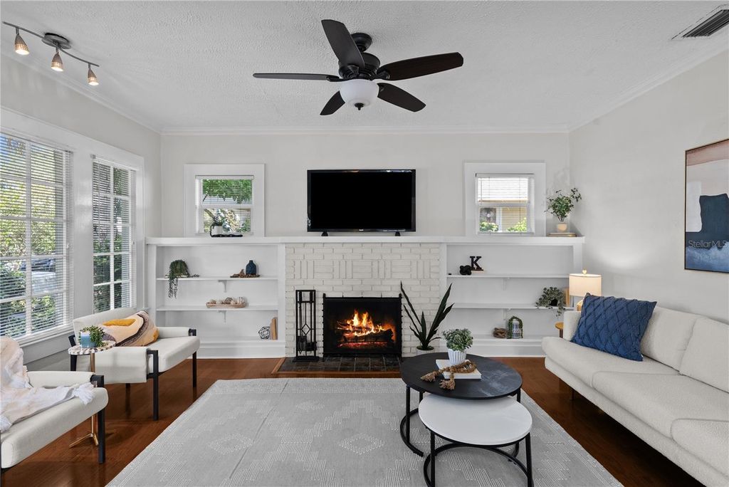 Photo of 5113 N Branch Avenue, Tampa, FL 33603 (MLS # TB8439058)