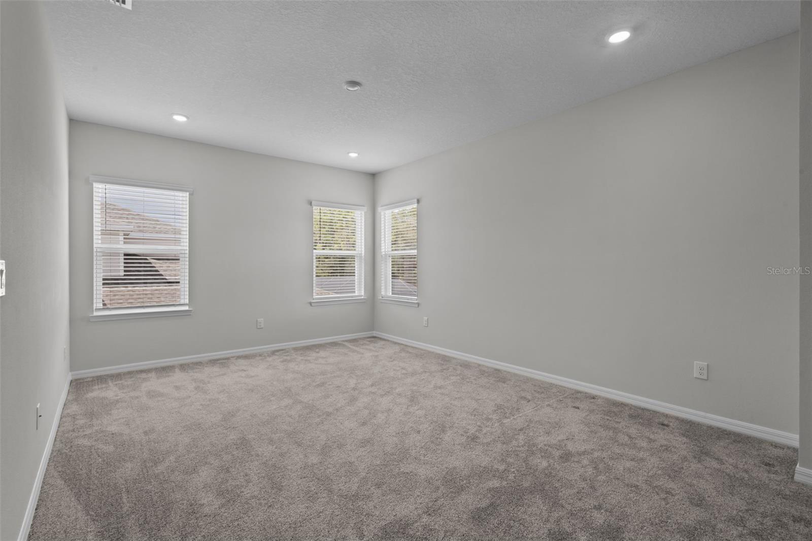 RIVER LANDING - Residential