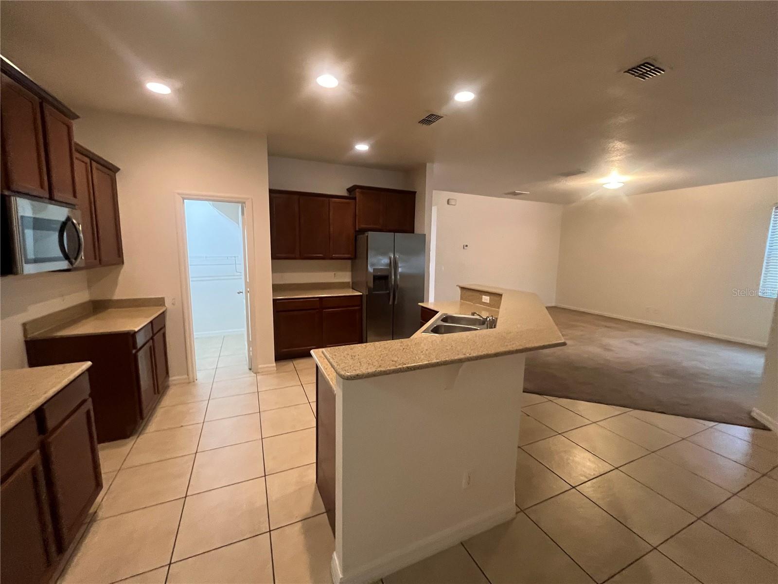 NORTH SHORE VILLAGE - Residential