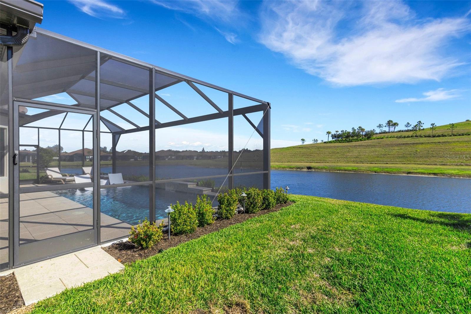 ESPLANADE AT THE HEIGHTS - Residential