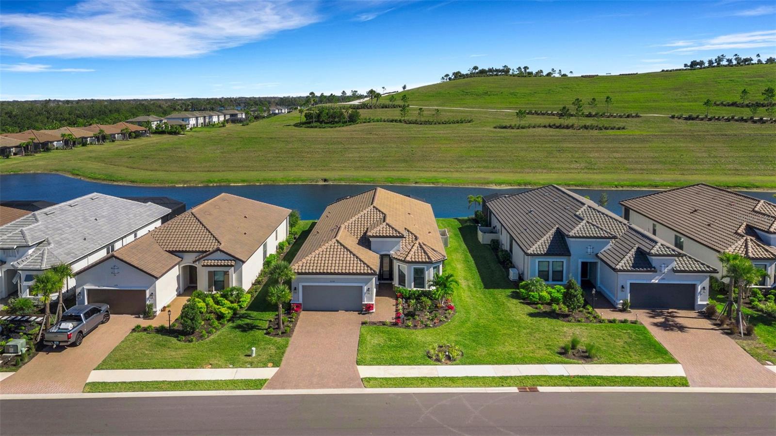 ESPLANADE AT THE HEIGHTS - Residential