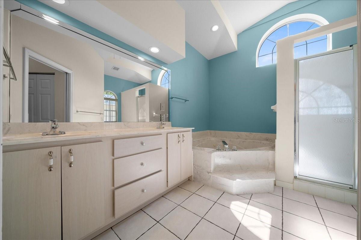 OUT OF SUBDIVISION - Residential