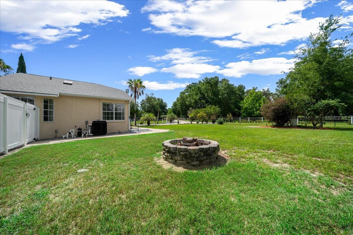 OUT OF SUBDIVISION - Residential