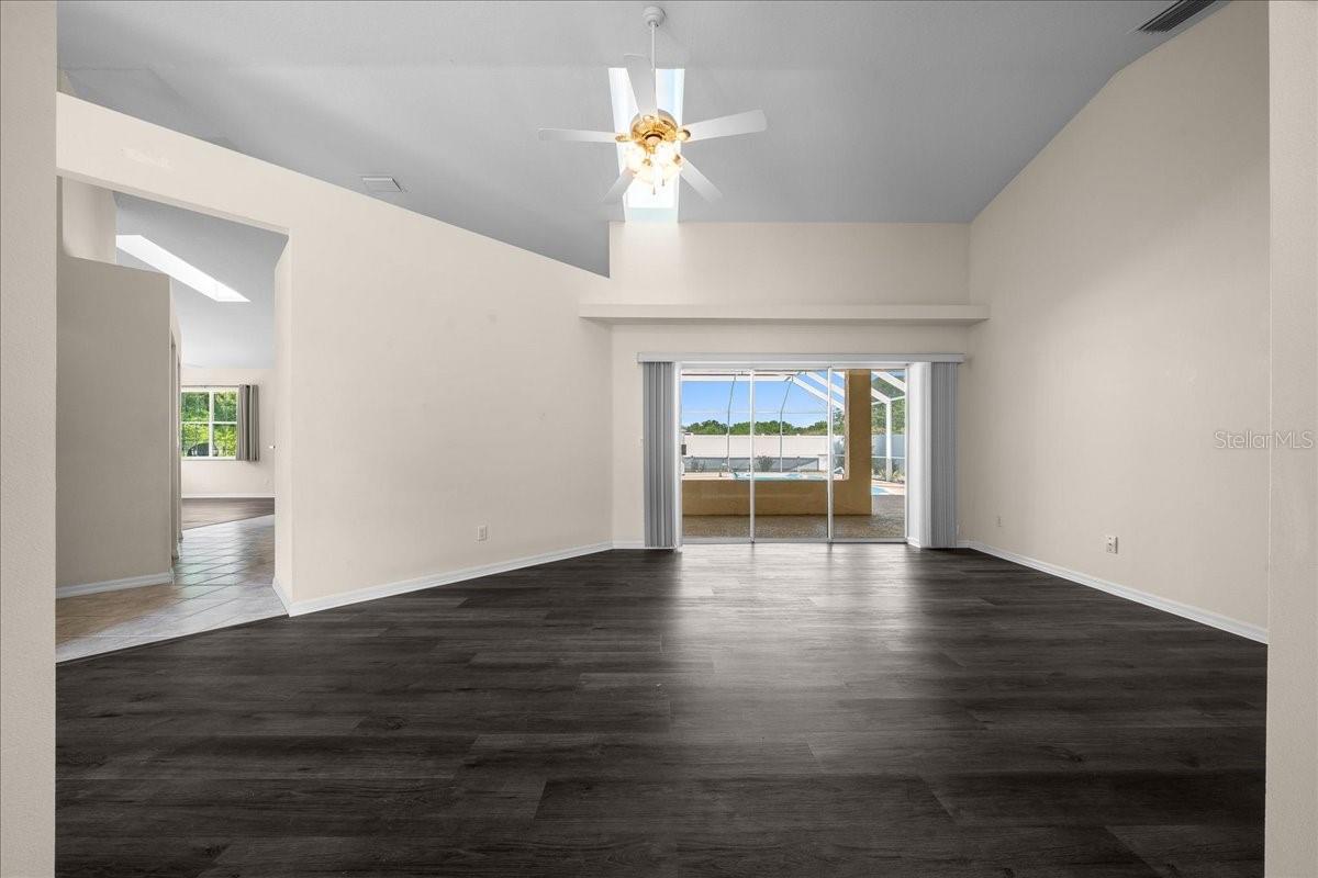 OUT OF SUBDIVISION - Residential