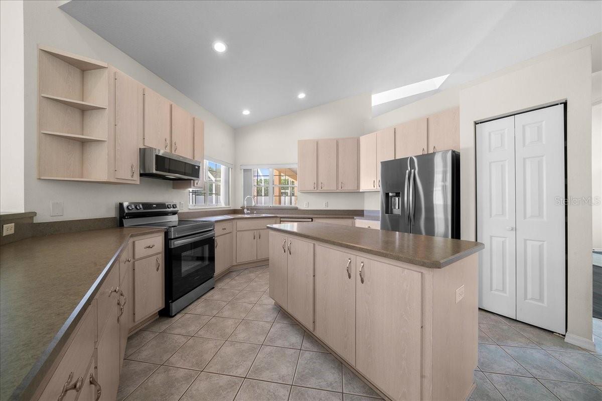 OUT OF SUBDIVISION - Residential