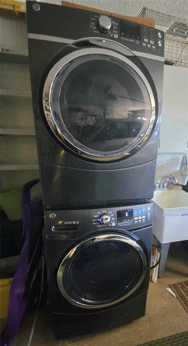 SWEETWATER GOLF & TENNIS CLUB SECOND ADD - Residential