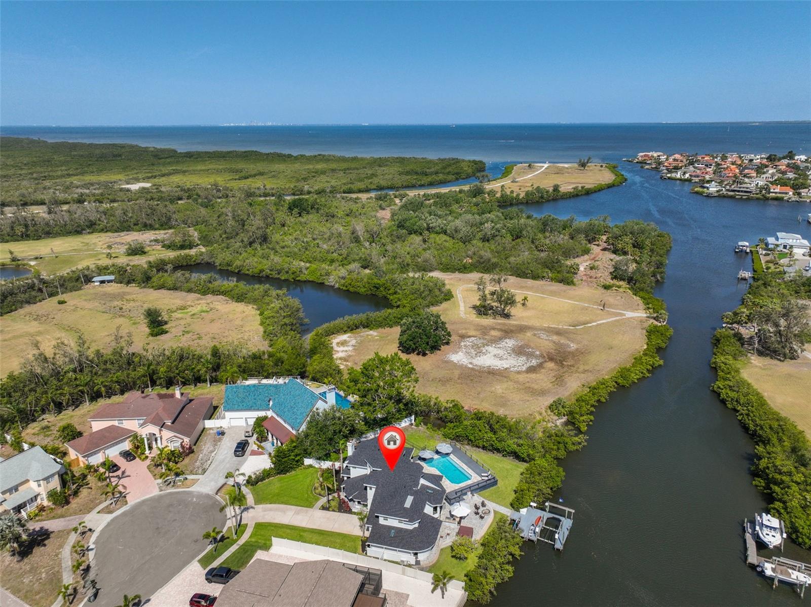 APOLLO BEACH UNIT SIX - Residential