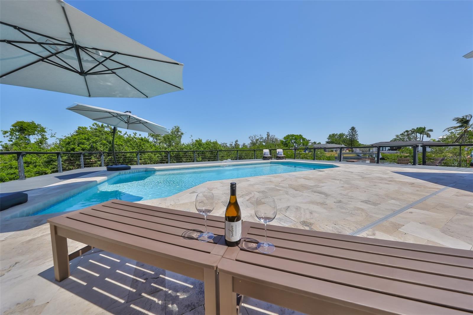 APOLLO BEACH UNIT SIX - Residential