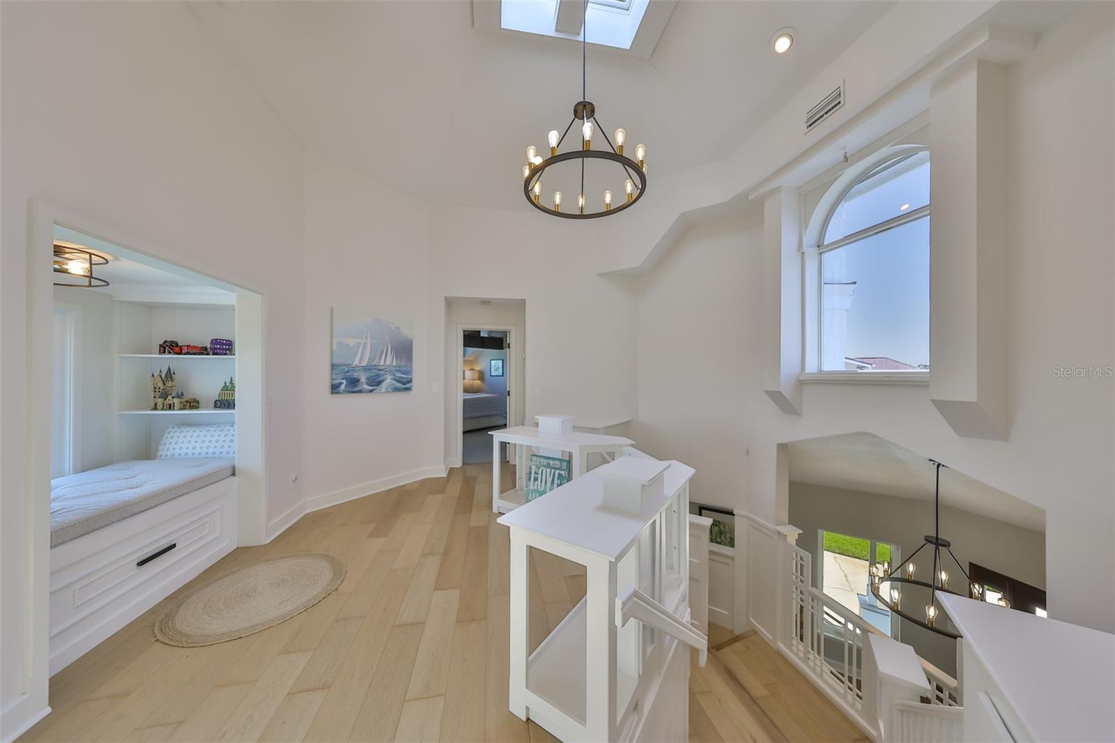 APOLLO BEACH UNIT SIX - Residential