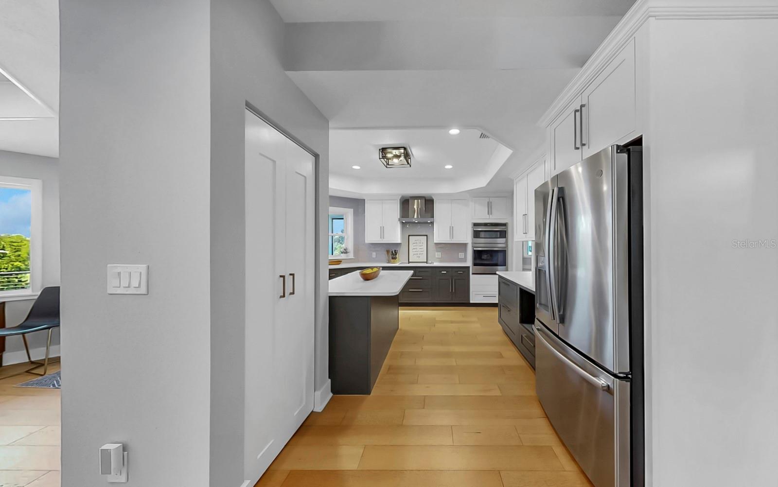 APOLLO BEACH UNIT SIX - Residential