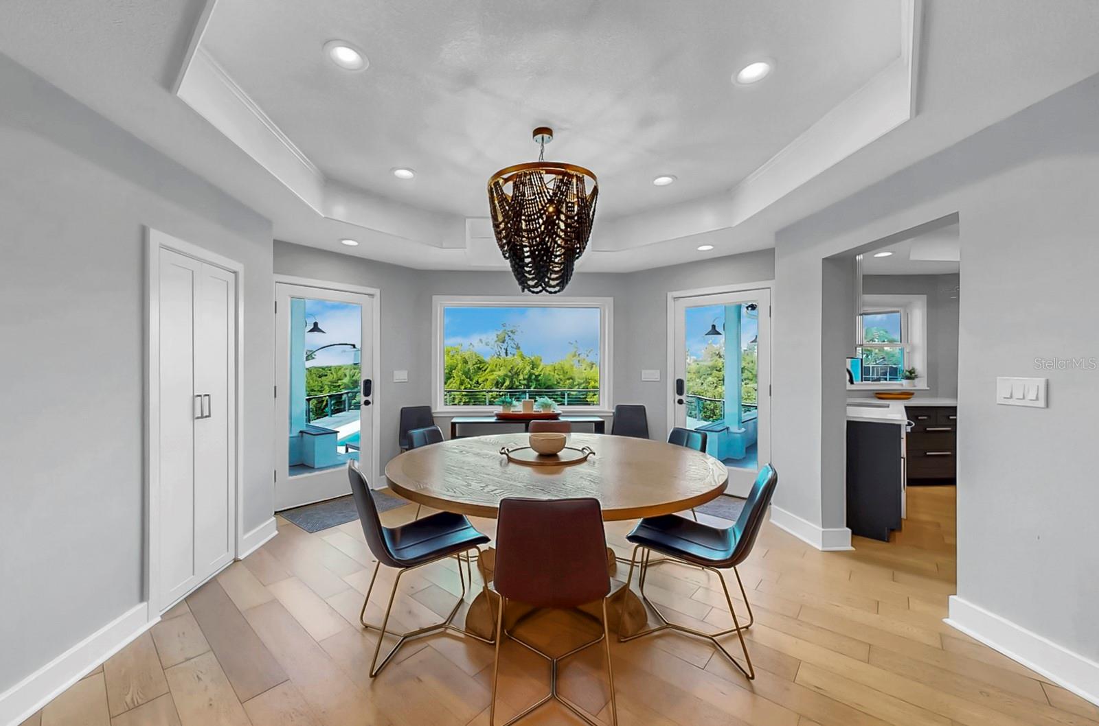 APOLLO BEACH UNIT SIX - Residential