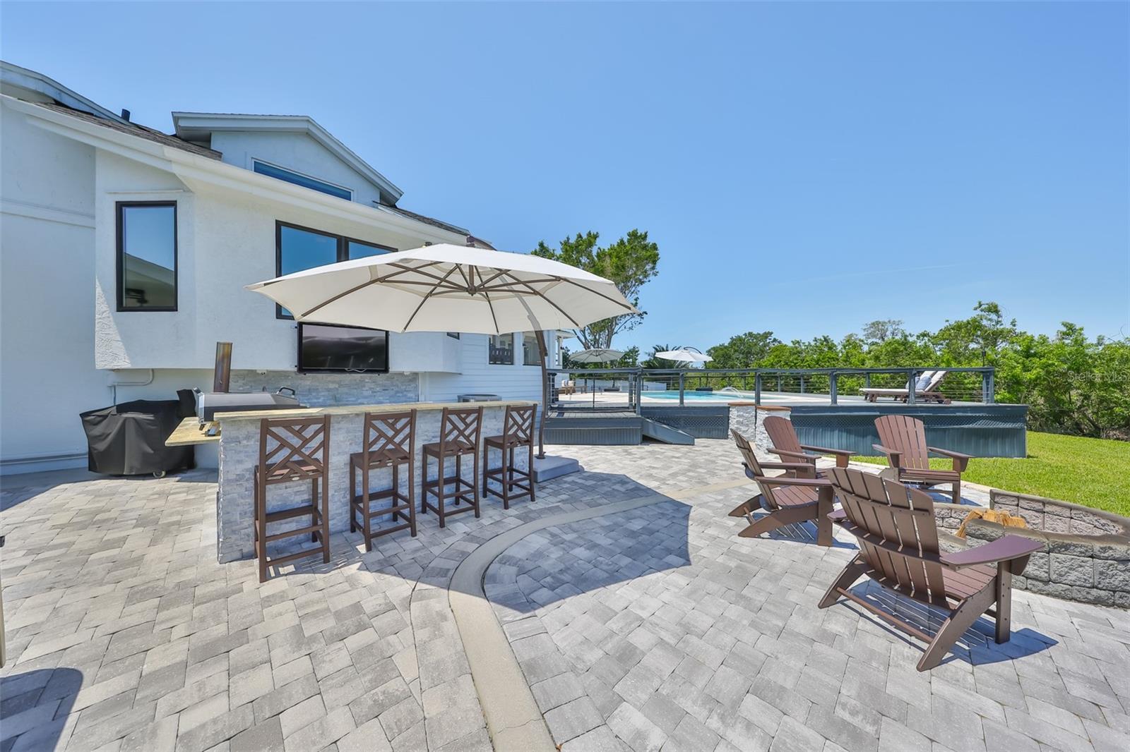 APOLLO BEACH UNIT SIX - Residential