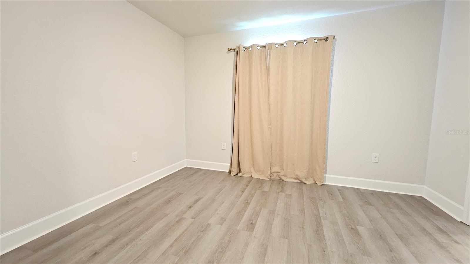 OAKS/OCALA XINGS SOUTH PH ONE - Residential Lease