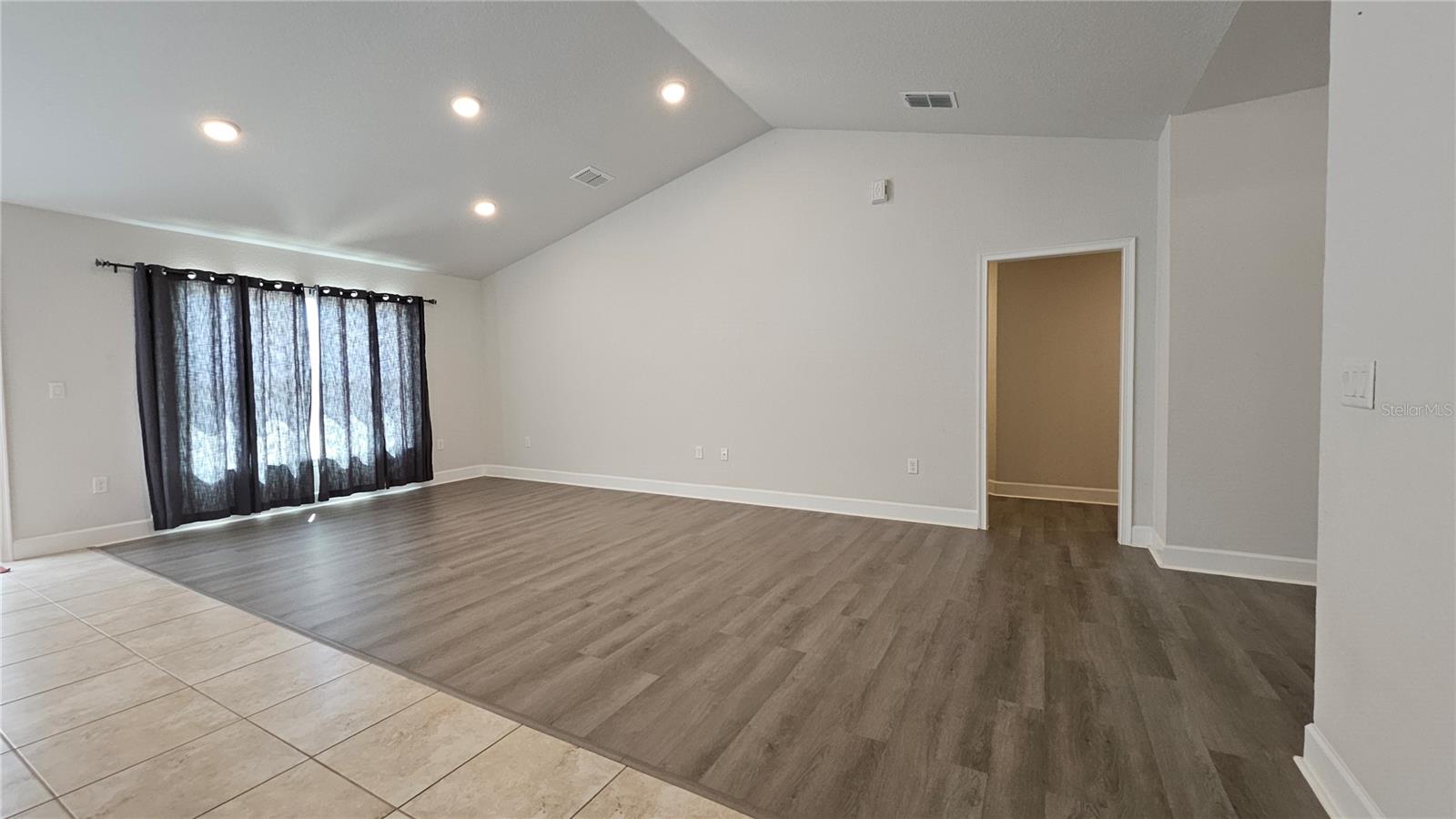 OAKS/OCALA XINGS SOUTH PH ONE - Residential Lease