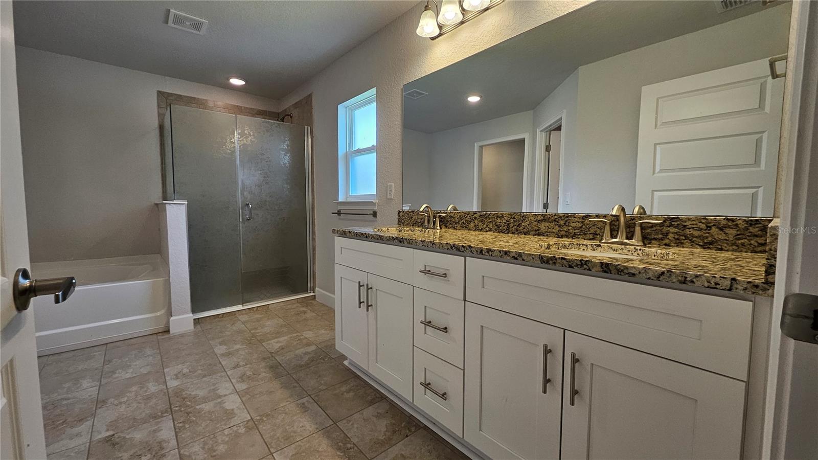 OAKS/OCALA XINGS SOUTH PH ONE - Residential Lease