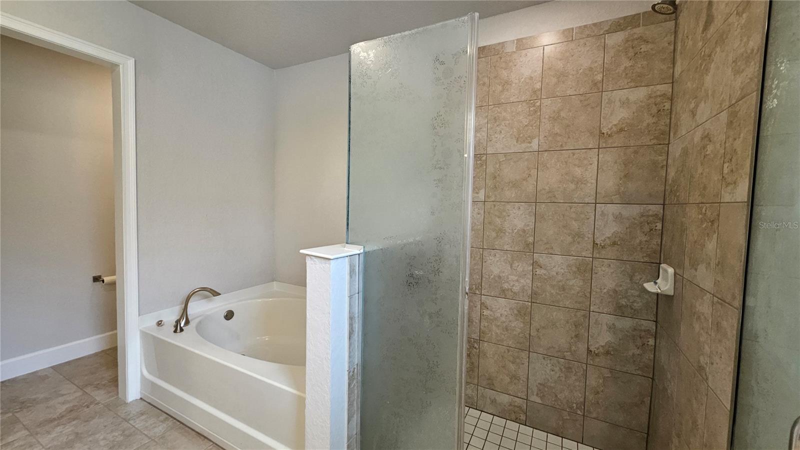 OAKS/OCALA XINGS SOUTH PH ONE - Residential Lease