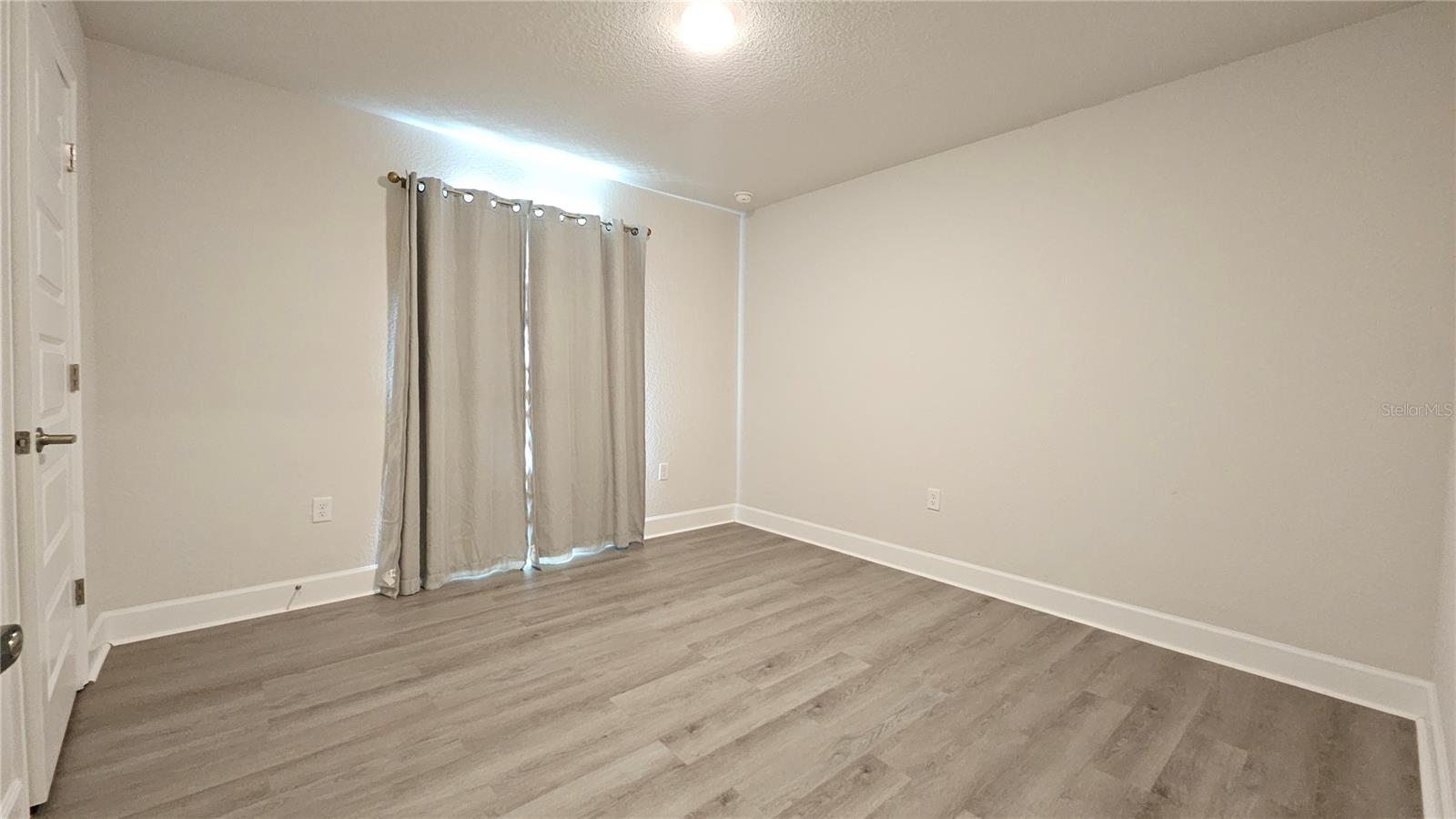 OAKS/OCALA XINGS SOUTH PH ONE - Residential Lease