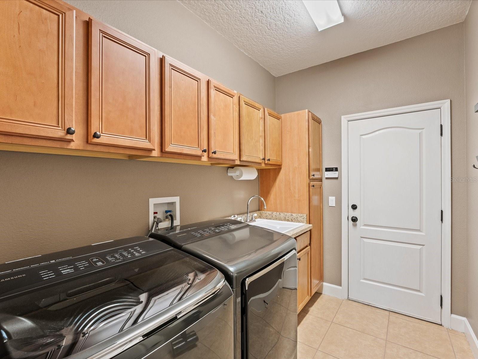 LIVE OAK RESERVE UNIT THREE - Residential