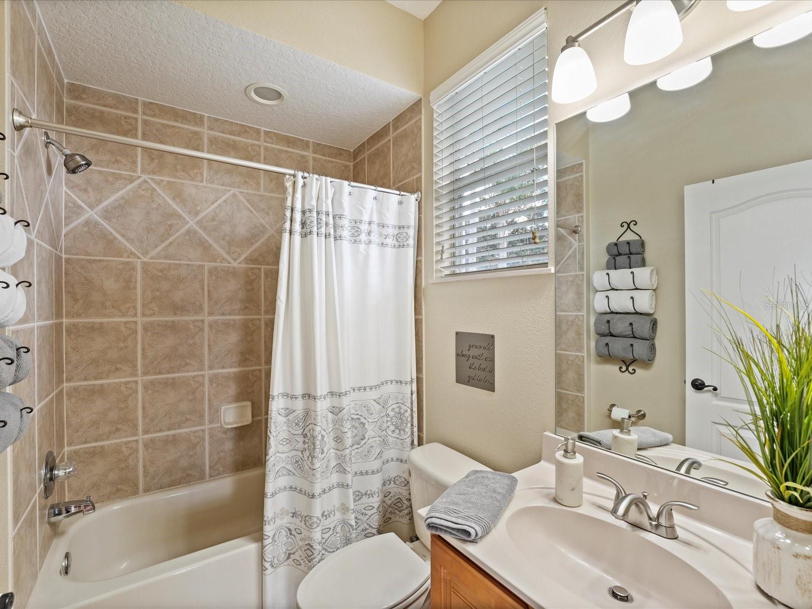 LIVE OAK RESERVE UNIT THREE - Residential