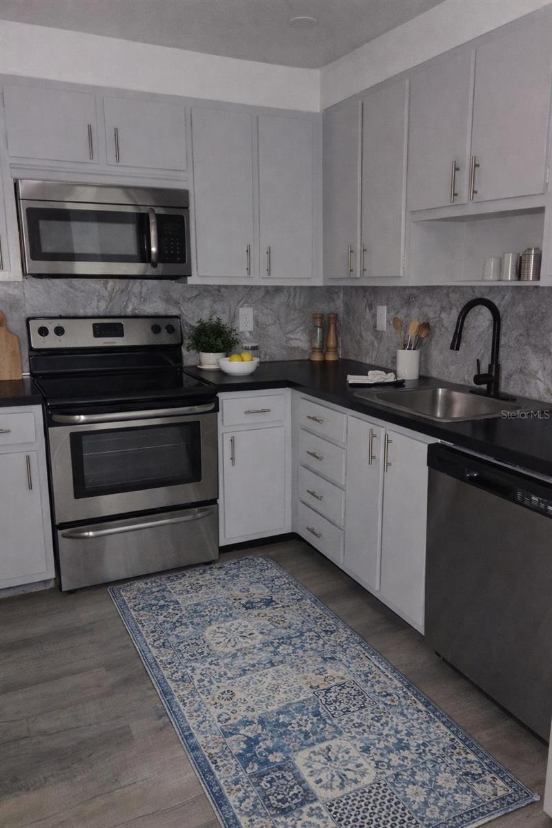 SHORE COLONY CONDO - Residential Lease