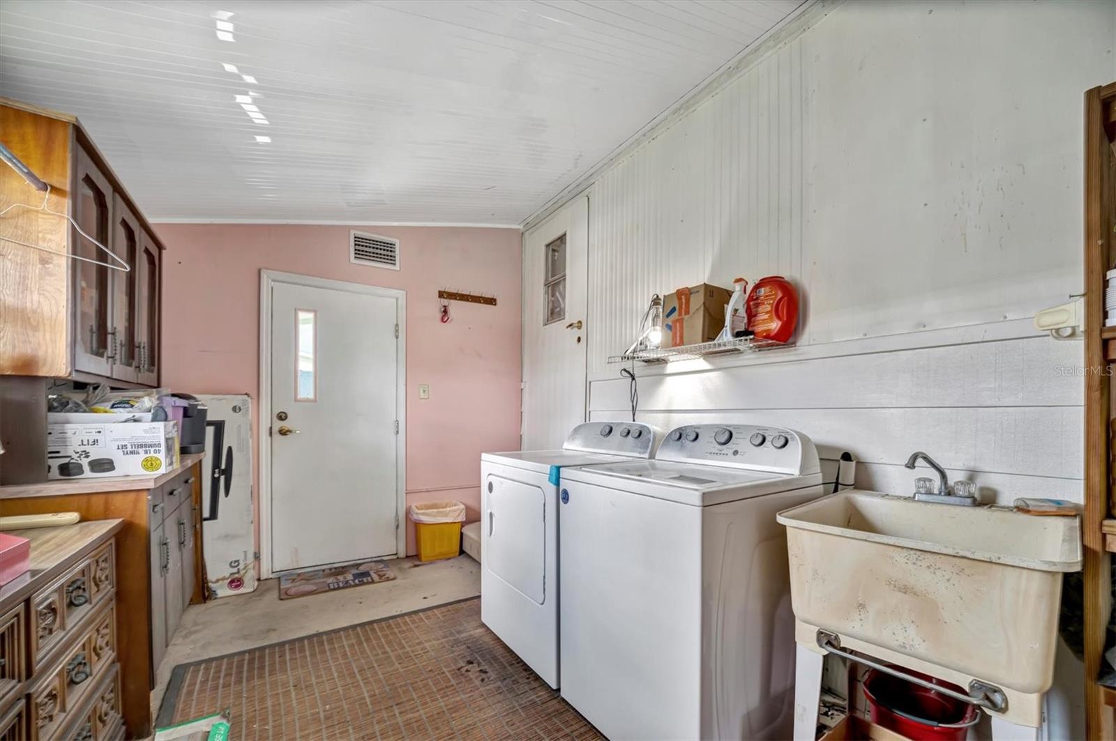 CARIBBEAN ISLES RESIDENTIAL CO - Residential