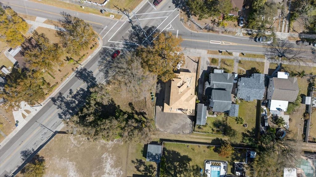 Photo of 1002 W Columbus Drive, Tampa, FL 33602 (MLS # TB8344624)