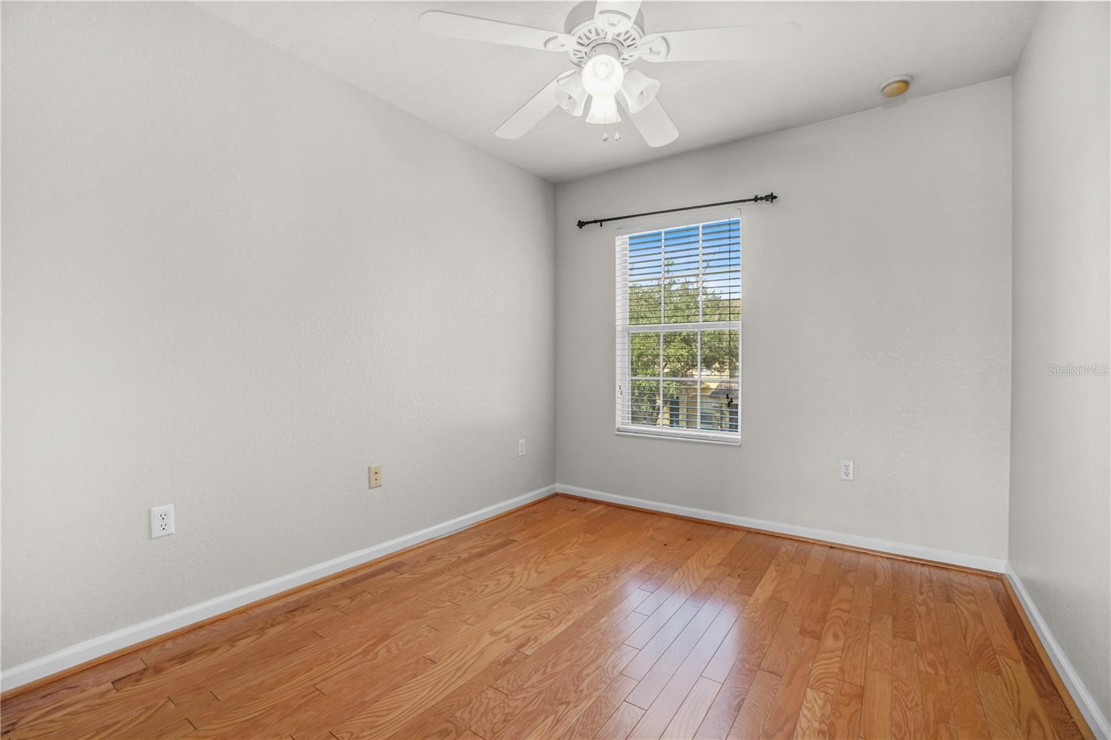 LAKE SAWYER SOUTH PH 03 - Residential