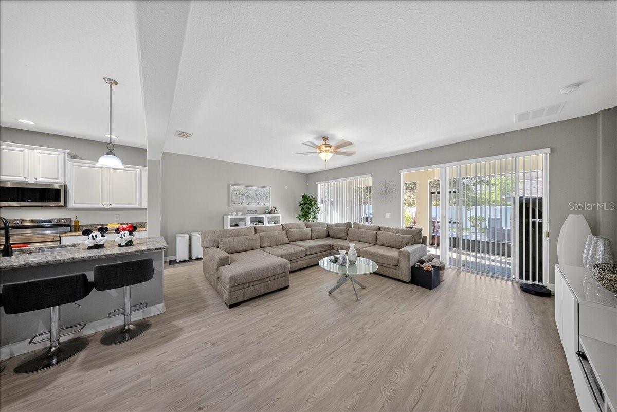 SIGNATURE LAKES PH 02 A B H I J - Residential