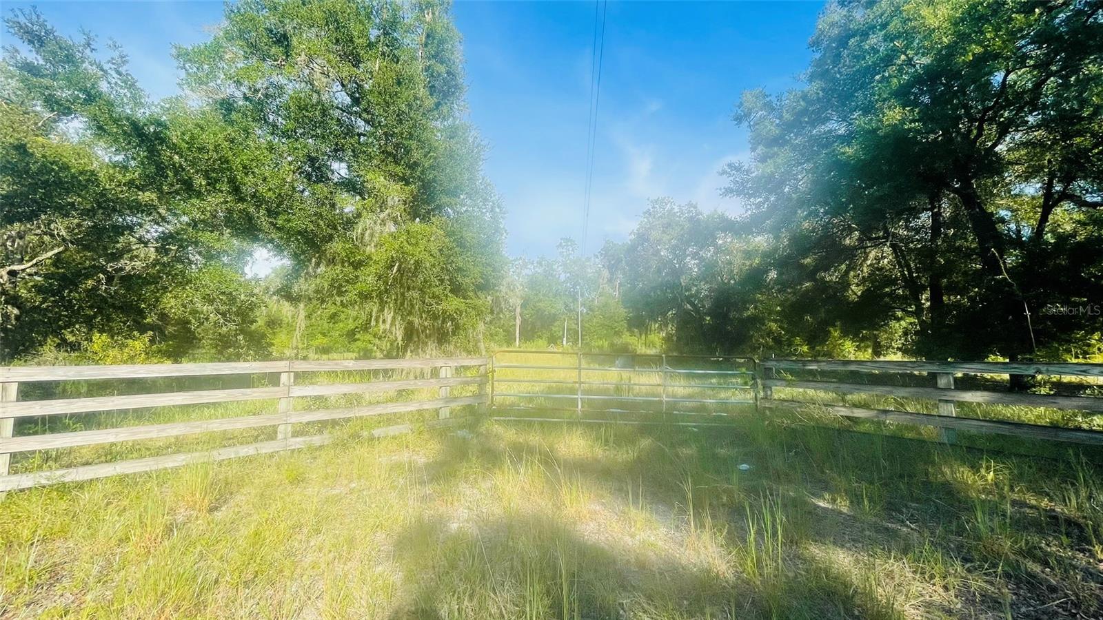 5037 SE HWY 349