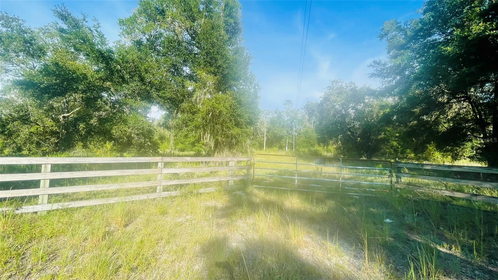 5037 SE HWY 349