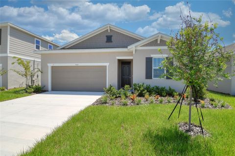 Photo of 5147 Kinsley Drive, Winter Haven, FL 33884 (MLS # S5127810)