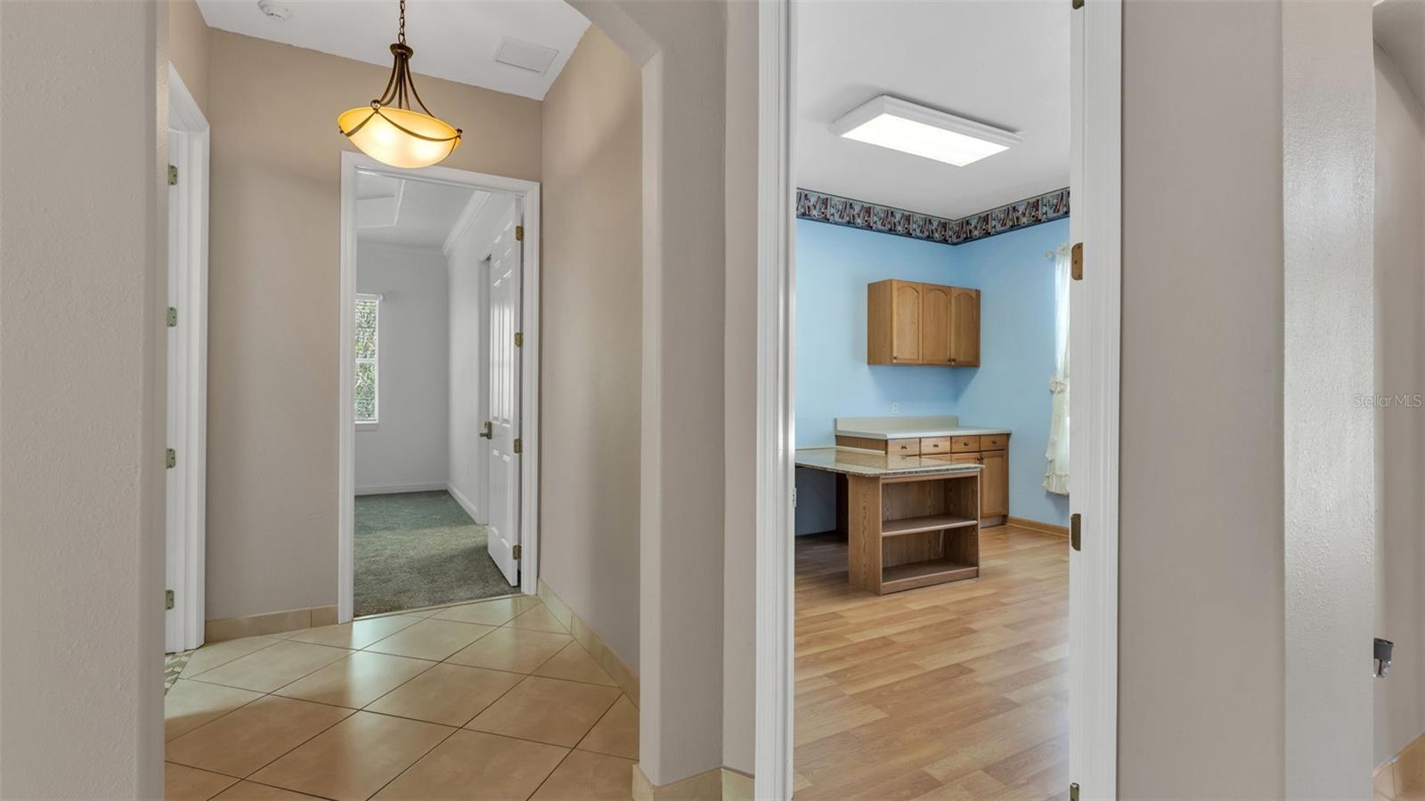 LAKELAND ACRES - Residential