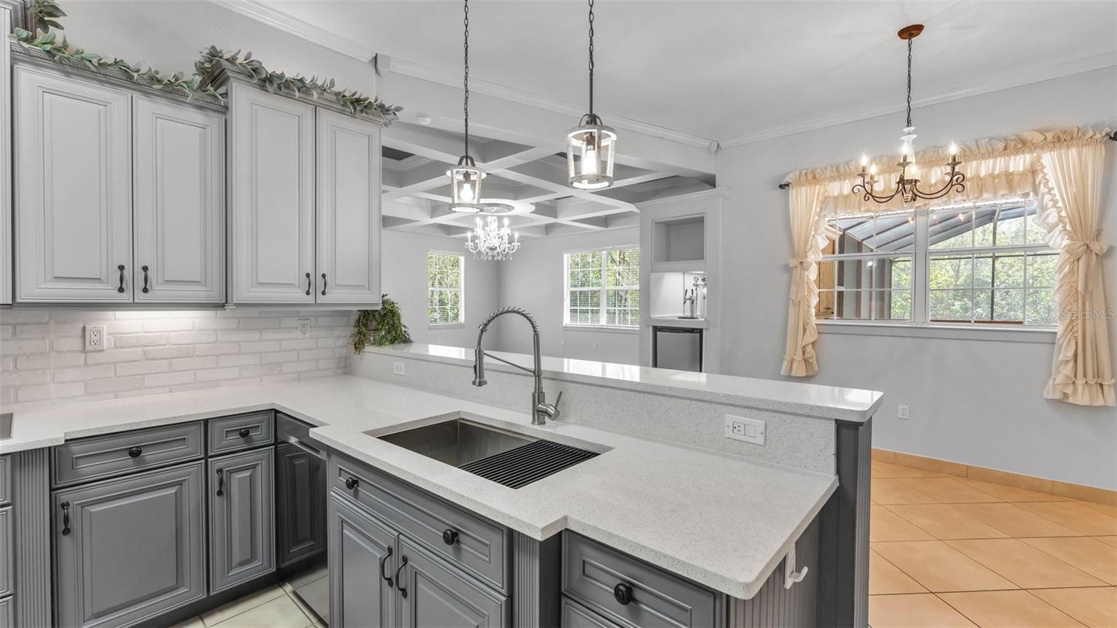 LAKELAND ACRES - Residential